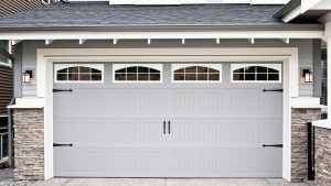 Does homeowners insurance cover garage doors